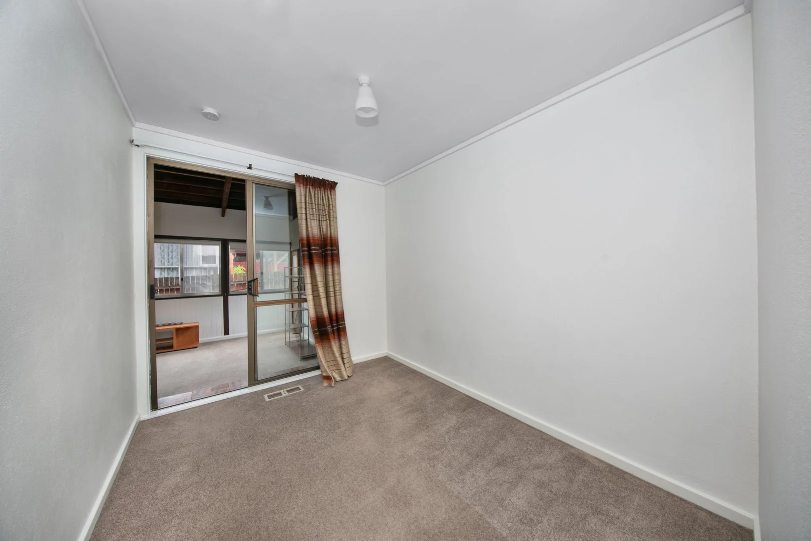 Photo of 12 Cassinia Street, O'Connor ACT 2602