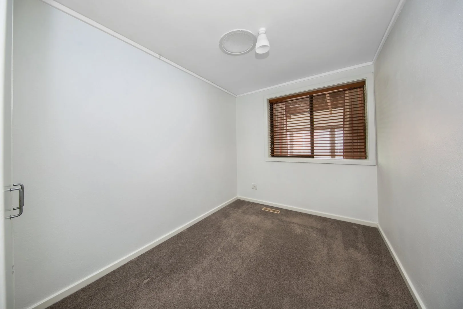 Photo of 12 Cassinia Street, O'Connor ACT 2602