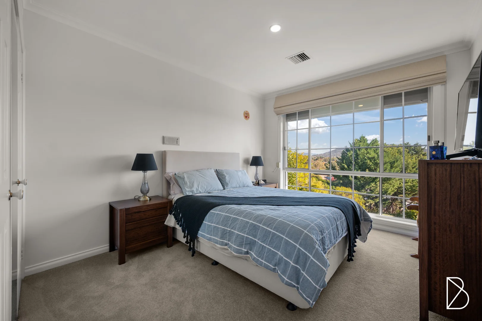 Photo of 6 Karawatha Place, O'Malley ACT 2606