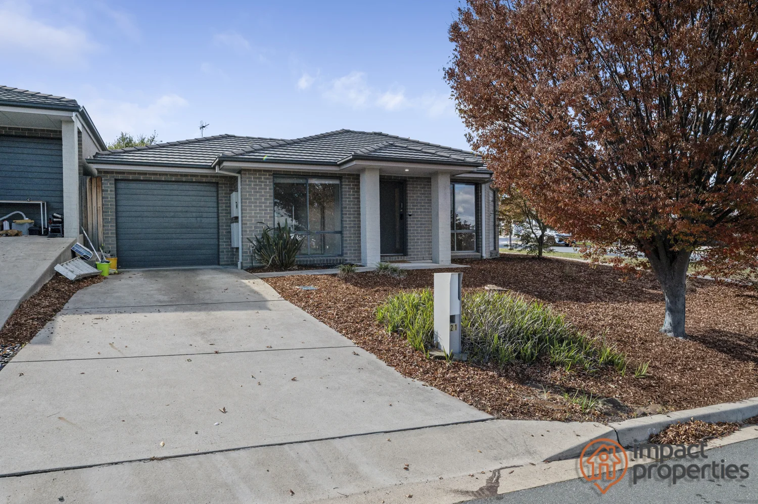 Photo of 21 Nordeck Street, Casey ACT 2913