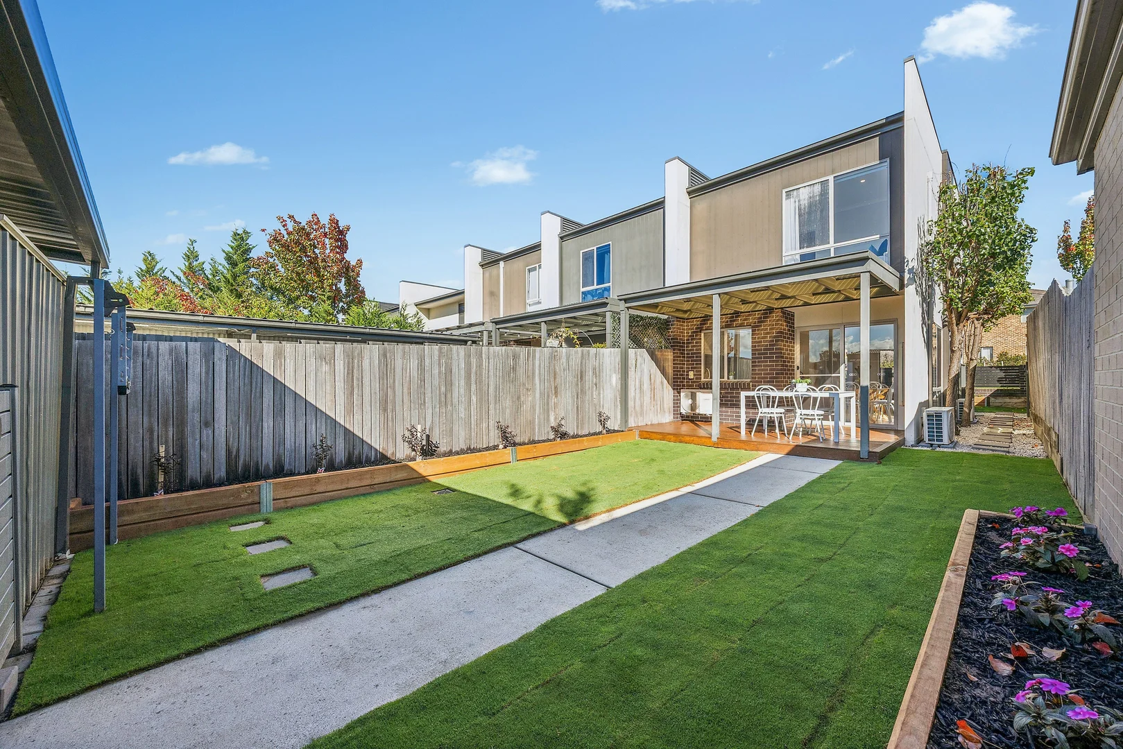 Photo of 52 Lansdown Crescent, Casey ACT 2913