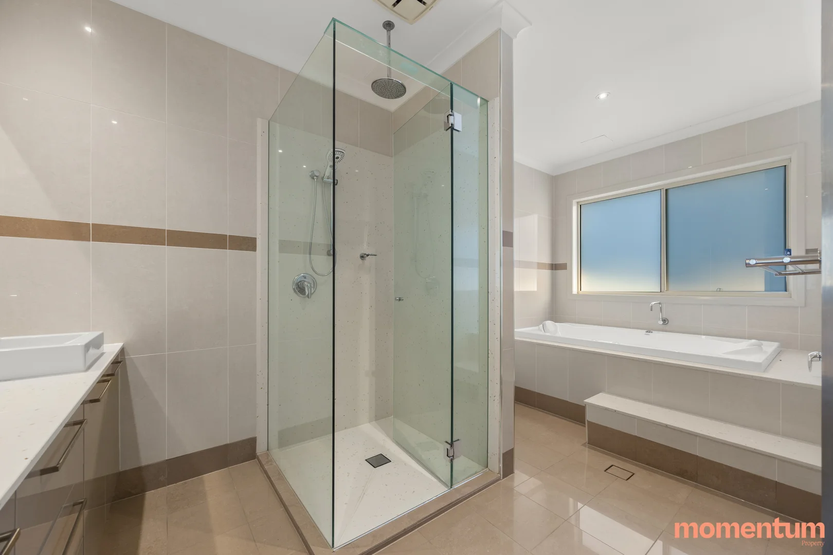 Photo of 31 Dennis Street, Garran ACT 2605