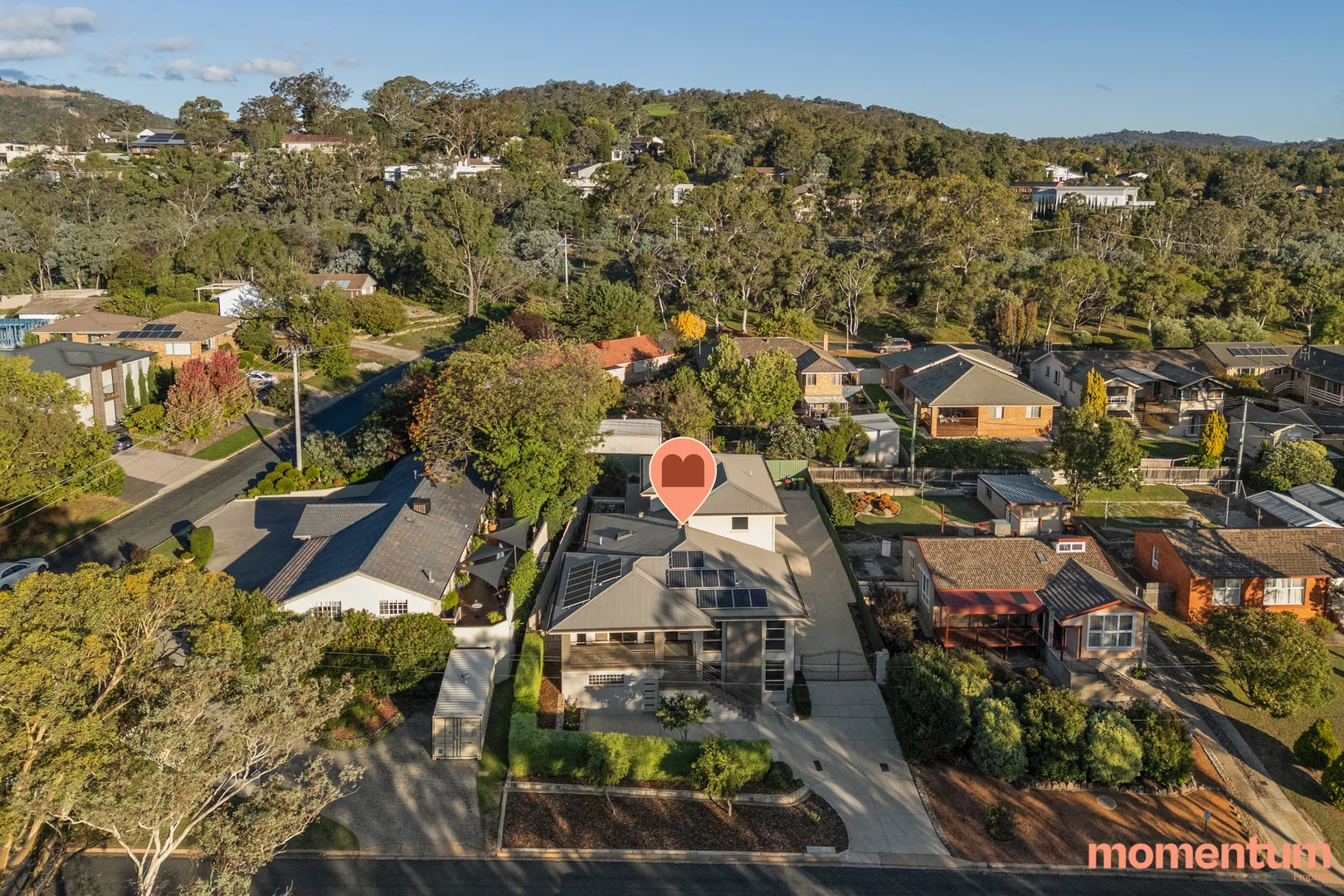 Photo of 31 Dennis Street, Garran ACT 2605