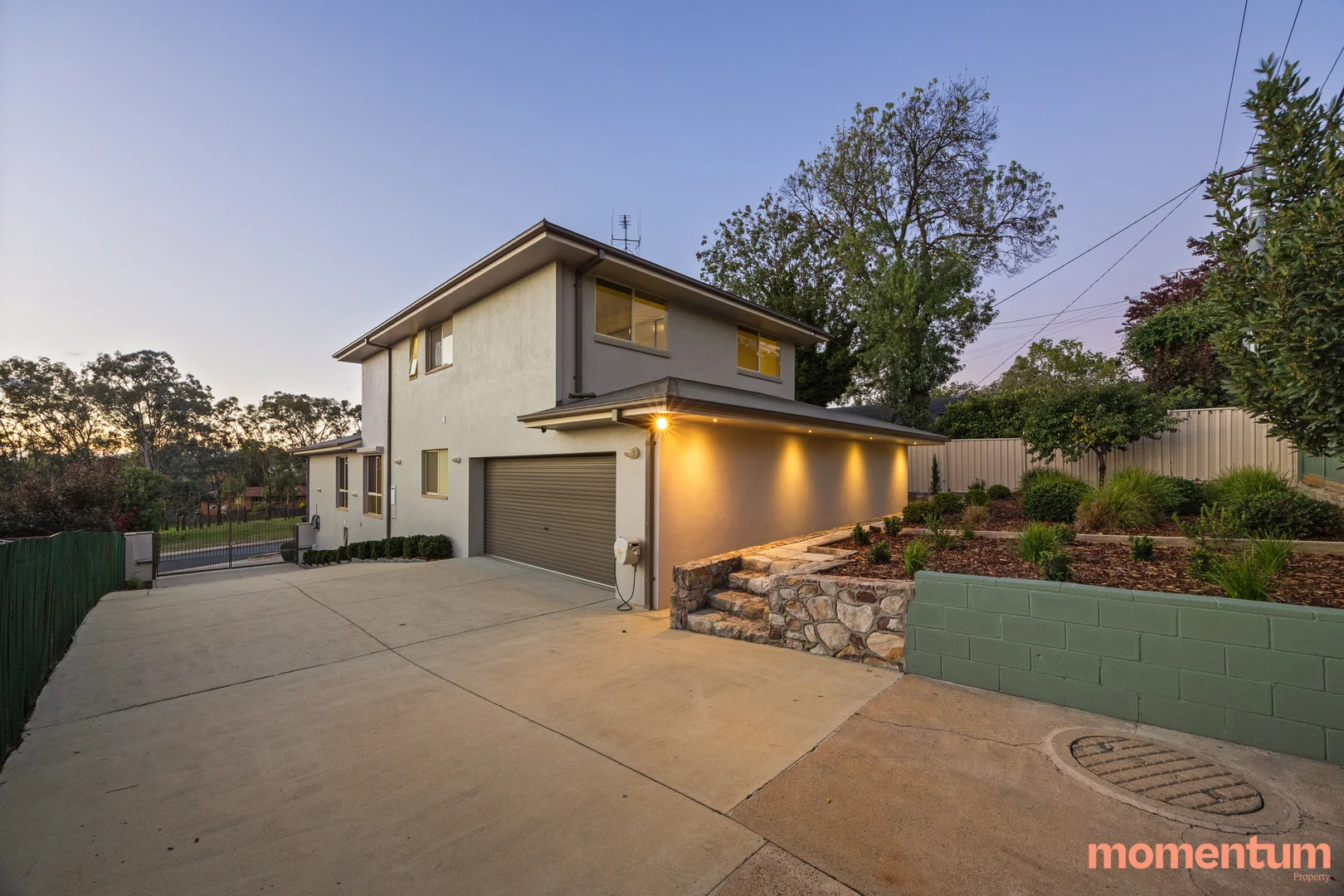 Photo of 31 Dennis Street, Garran ACT 2605