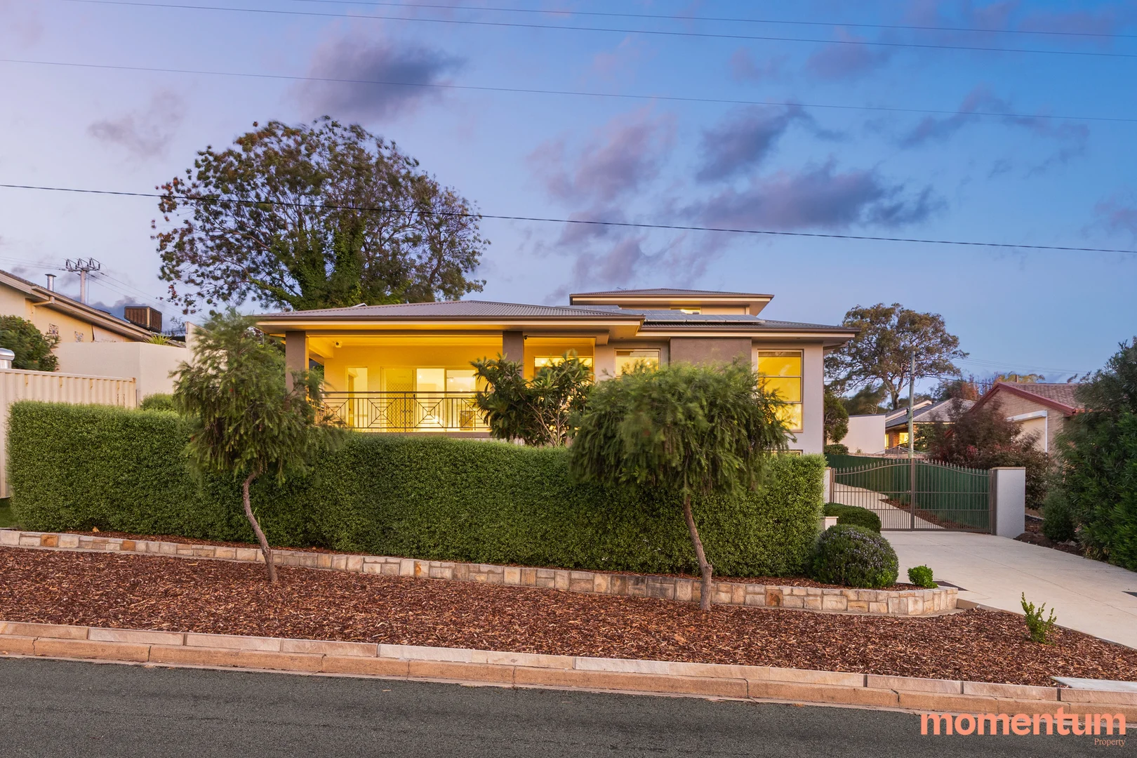 Photo of 31 Dennis Street, Garran ACT 2605