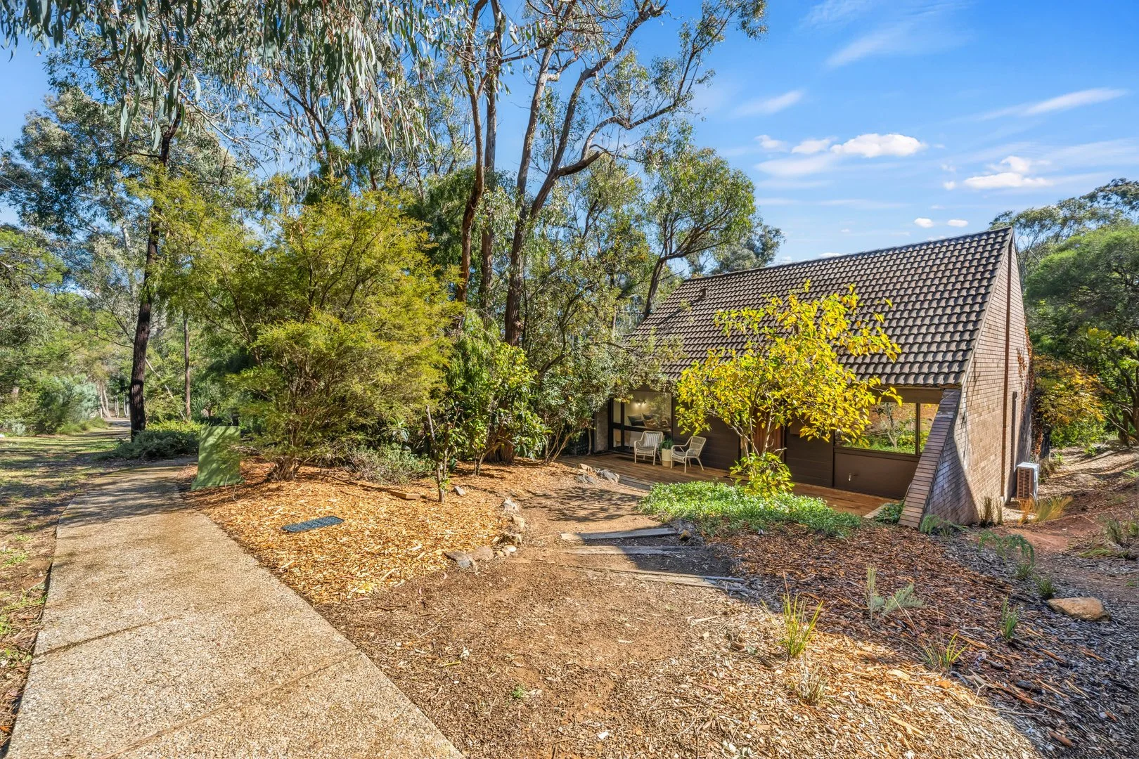Photo of 3 Wybalena Grove, Cook ACT 2614
