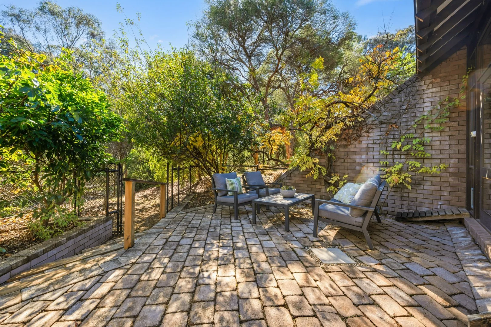 Photo of 3 Wybalena Grove, Cook ACT 2614