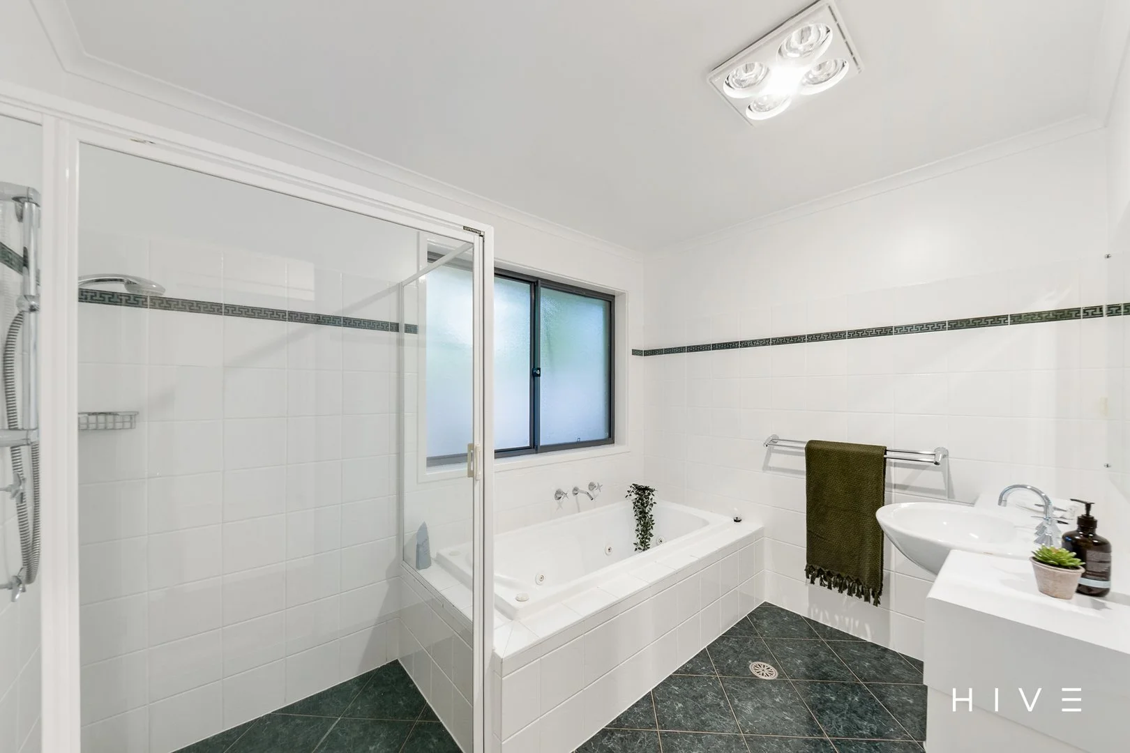 Photo of 9 Le Hunte Street, Deakin ACT 2600