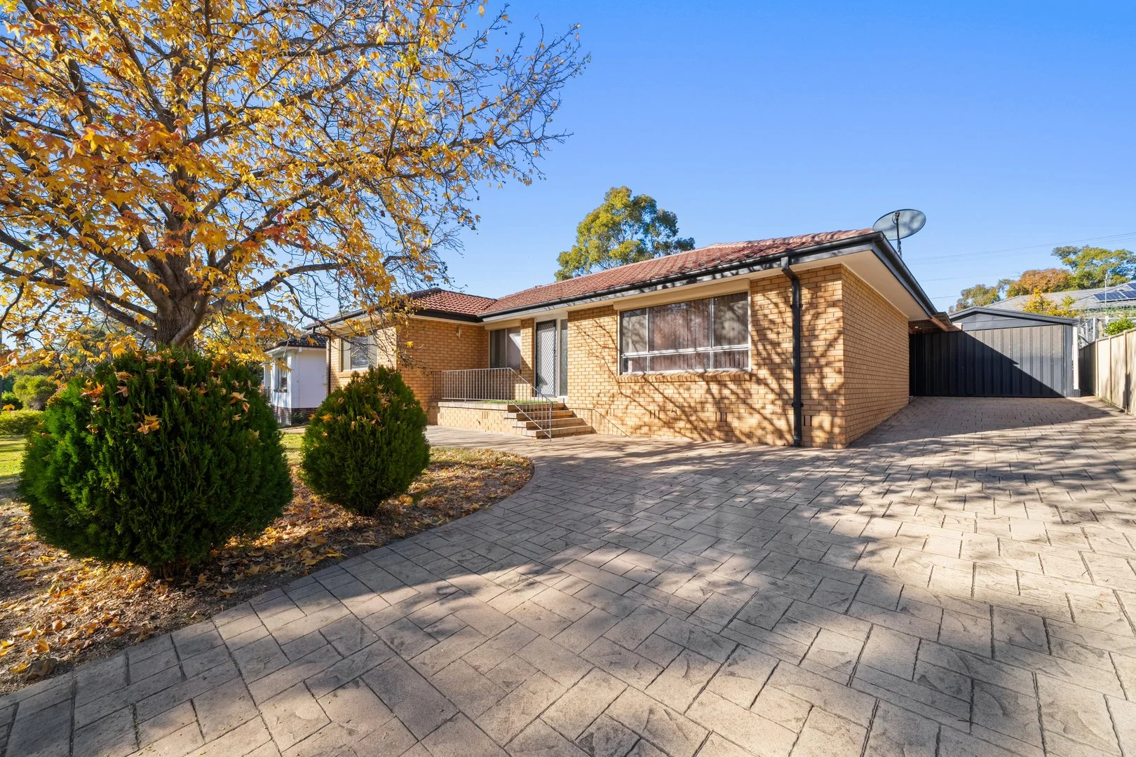 Photo of 8 Davies Place, Torrens ACT 2607