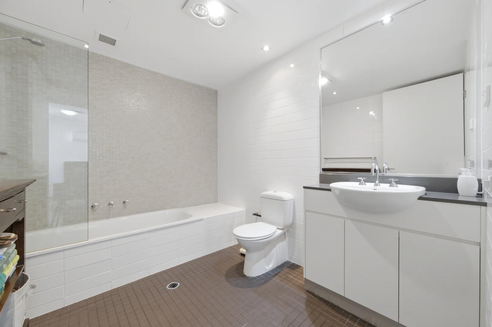 Photo of Level 3, 154/106 Giles Street, Kingston ACT 2604