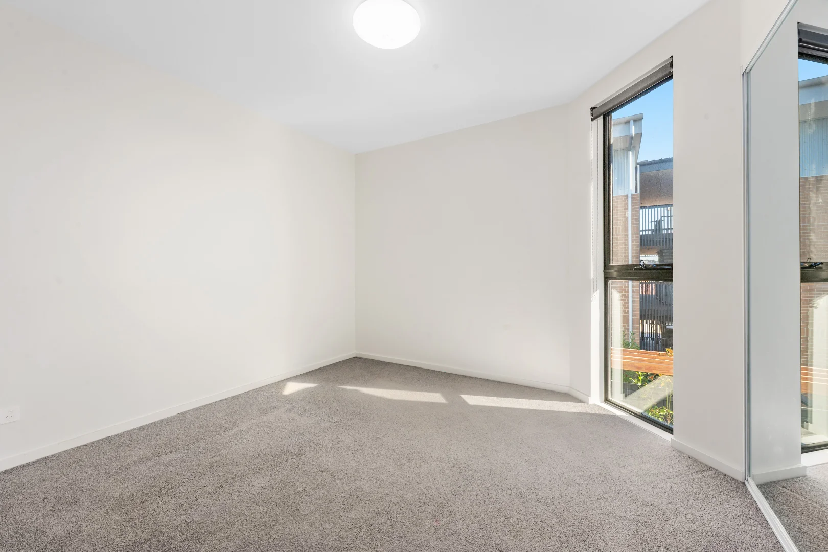 Photo of 92/2 Woodberry Avenue, Coombs ACT 2611