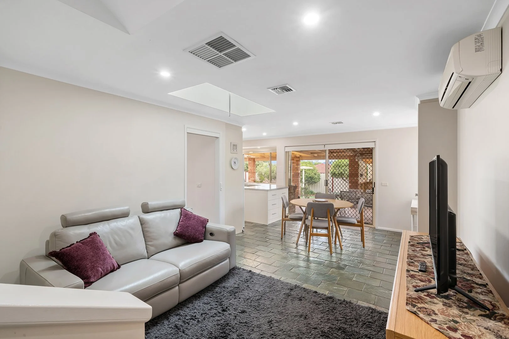 Photo of 72 Templestowe Avenue, Conder ACT 2906