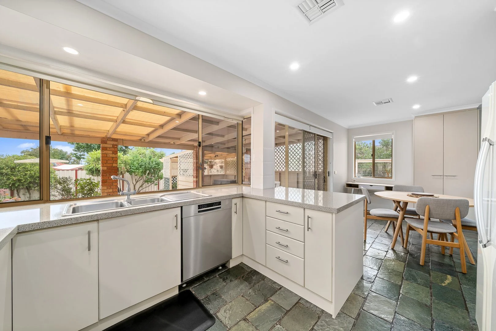 Photo of 72 Templestowe Avenue, Conder ACT 2906