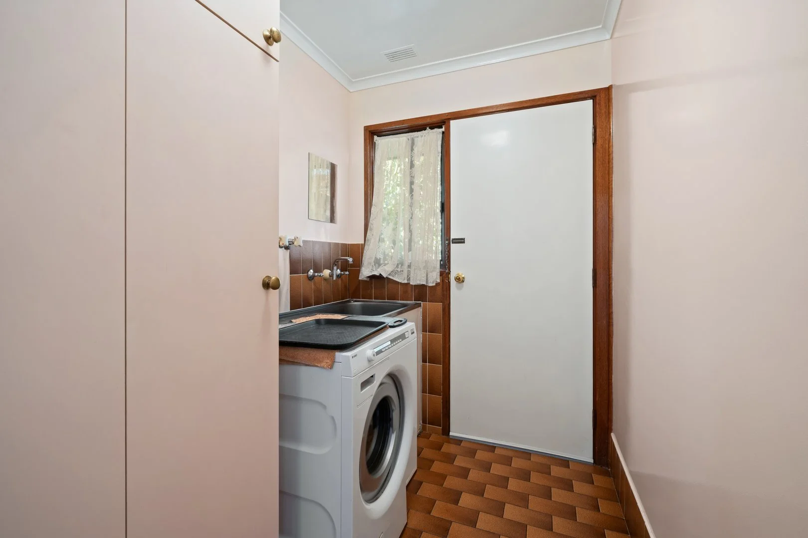 Photo of 15 Eddy Crescent, Florey ACT 2615