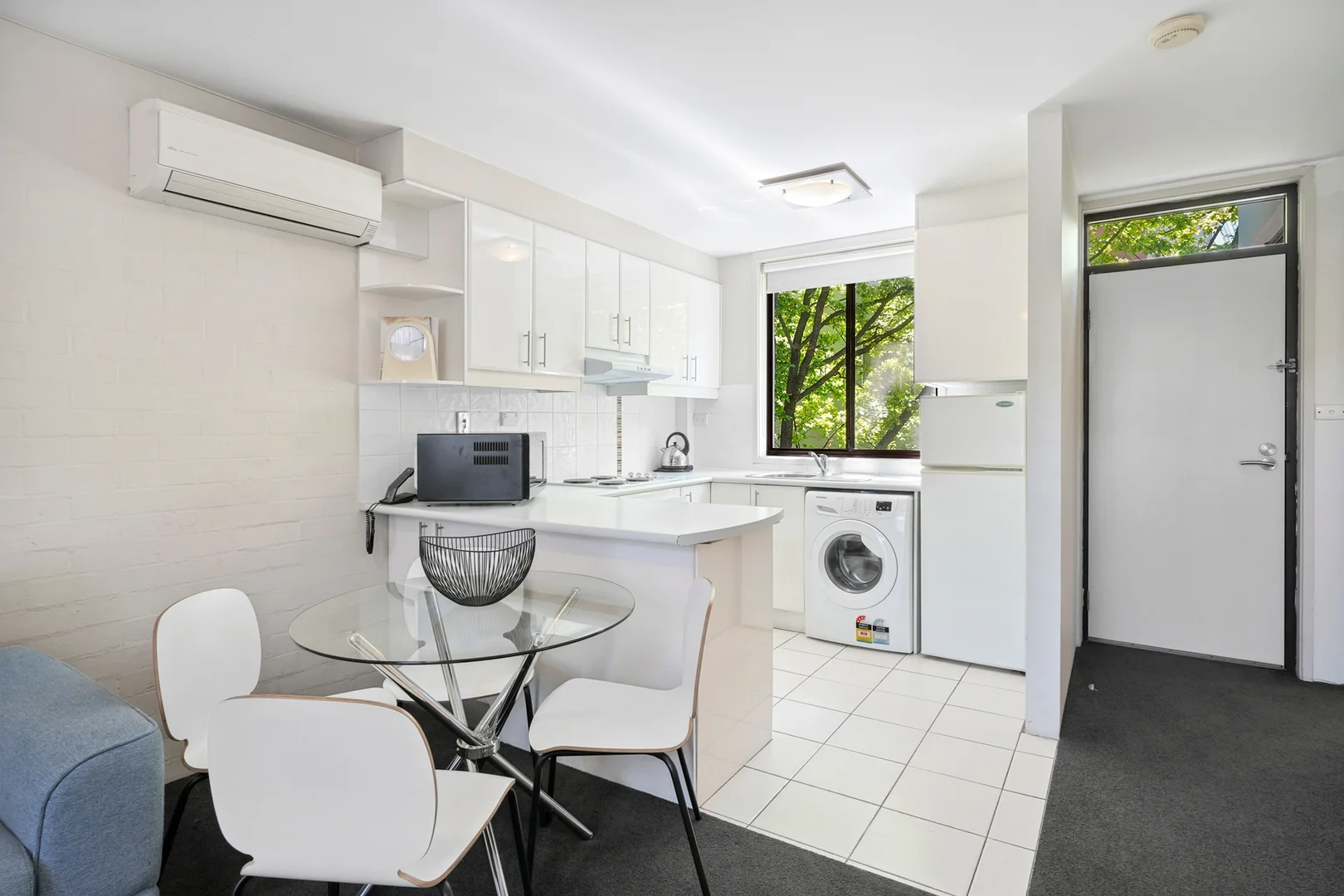 Photo of 17/1 Oxley Street, Griffith ACT 2603