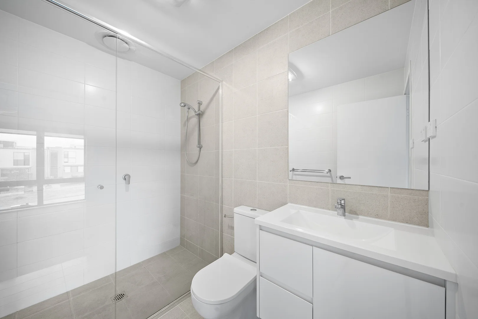 Photo of 3B Woodberry Avenue, Coombs ACT 2611