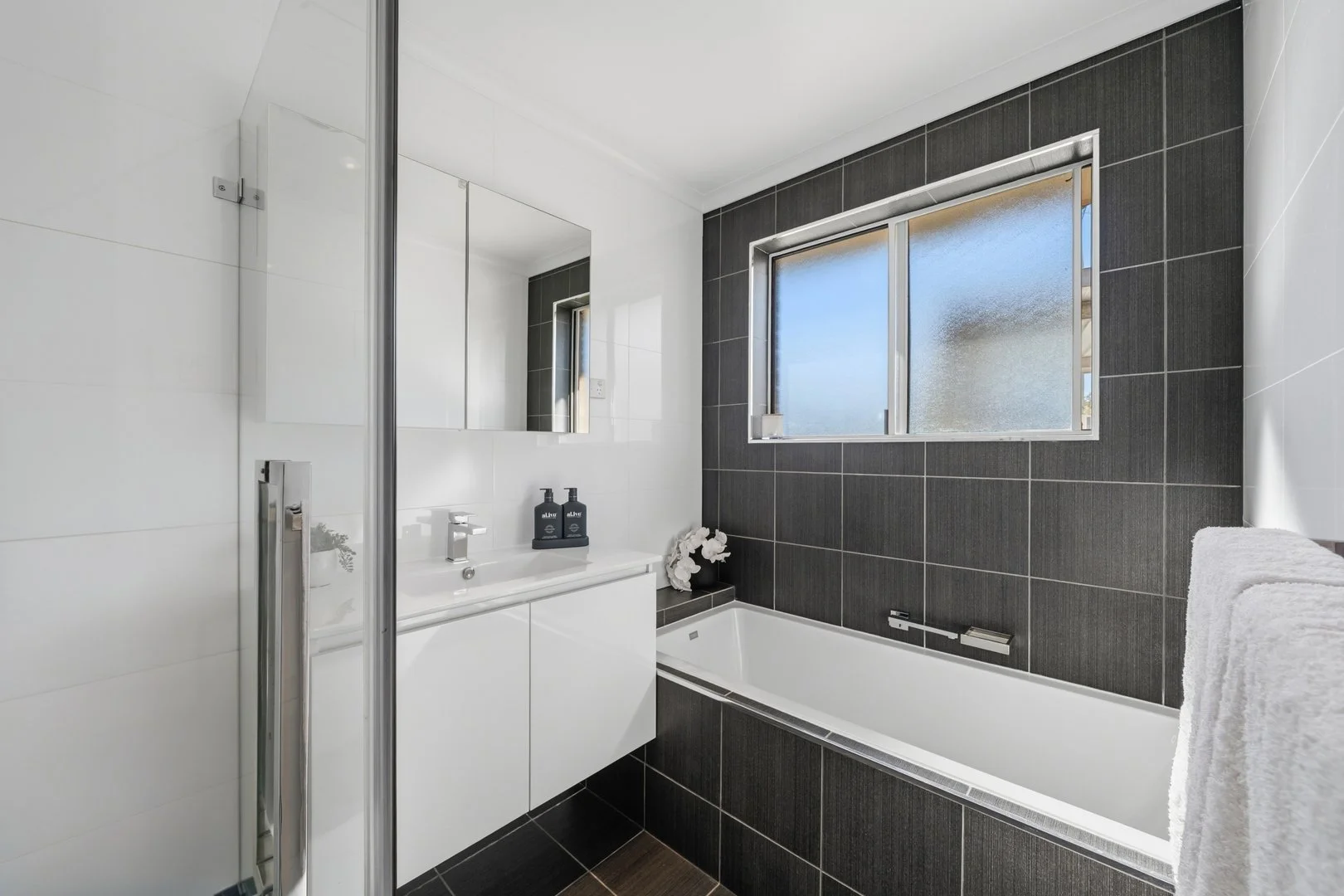 Photo of 7 Wolstenholme Street, Chisholm ACT 2905