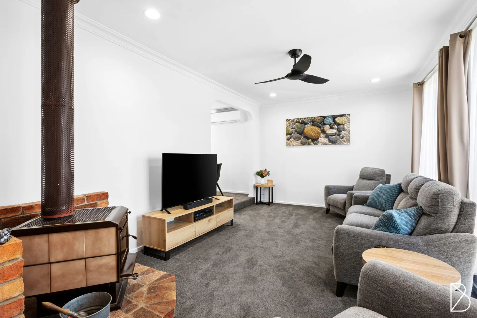 Photo of 94 William Webb Drive, Evatt ACT 2617