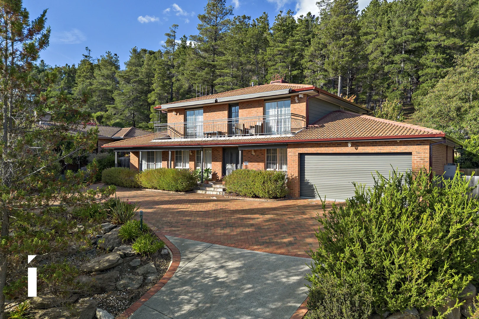 Photo of 77 William Wilkins Crescent, Isaacs ACT 2607