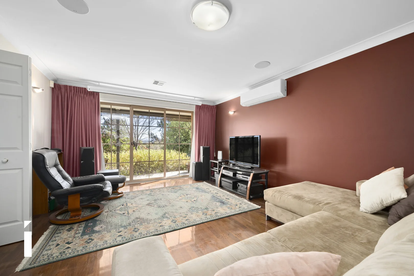 Photo of 77 William Wilkins Crescent, Isaacs ACT 2607