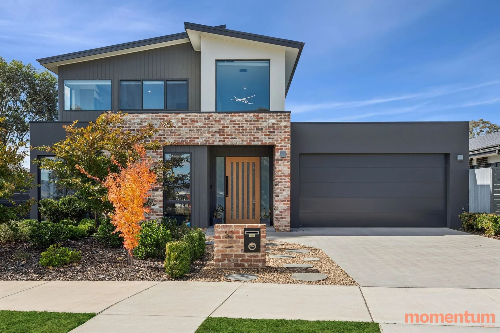 Photo of 32 Fairbrother Street, Strathnairn ACT 2615