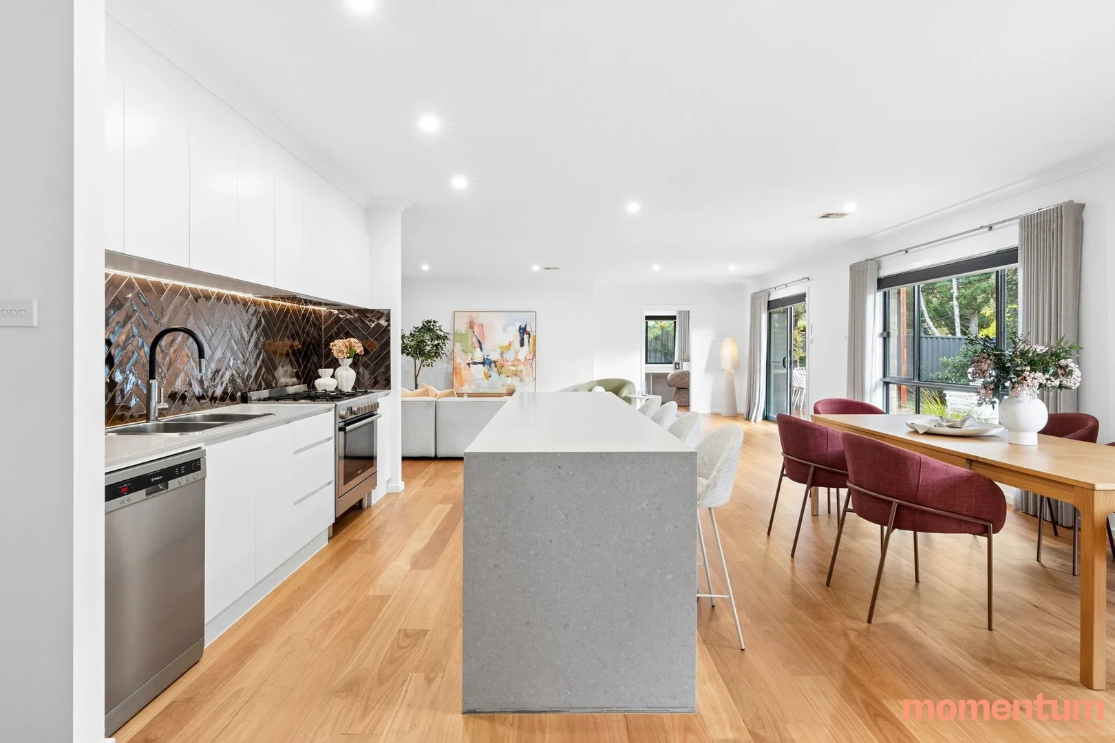 Photo of 1 Hellyer Street, Holder ACT 2611