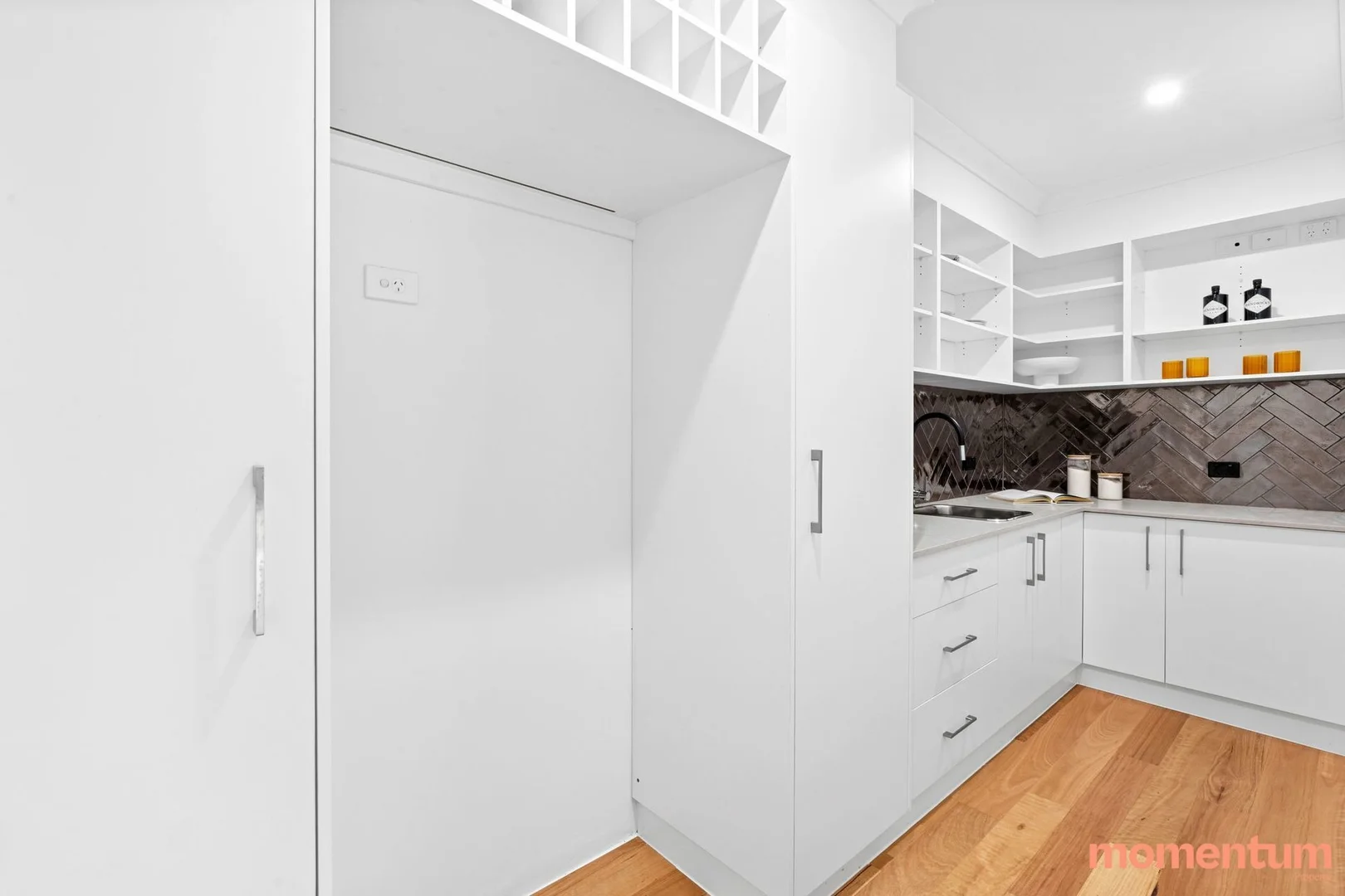 Photo of 1 Hellyer Street, Holder ACT 2611
