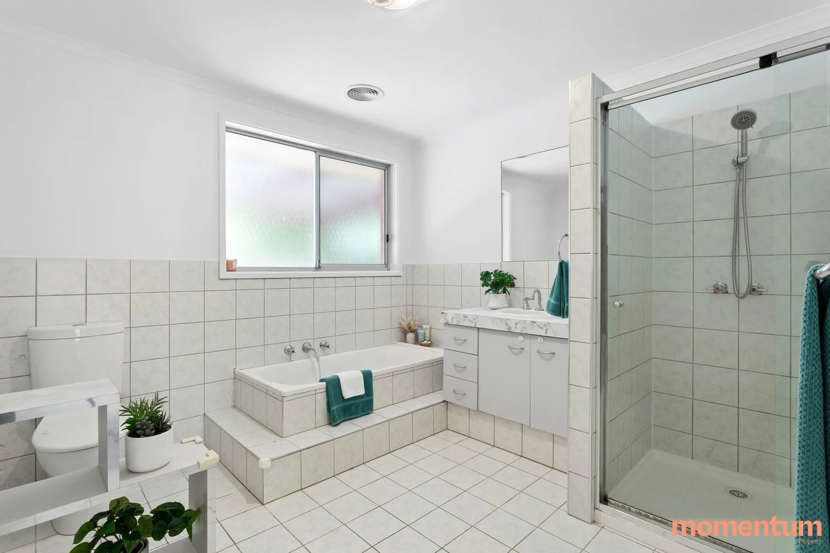 Photo of 2 Paul Place, Monash ACT 2904
