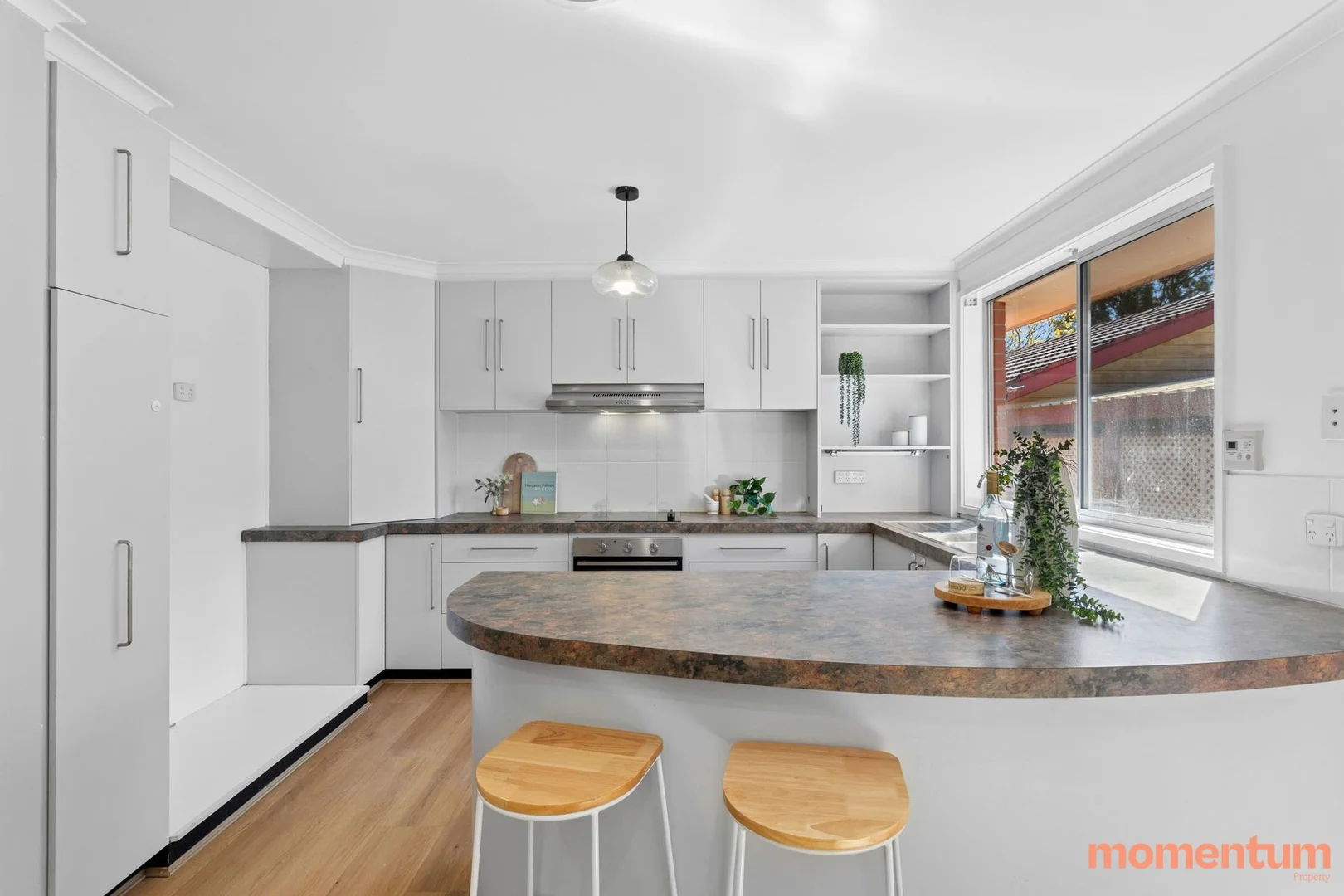 Photo of 2 Paul Place, Monash ACT 2904