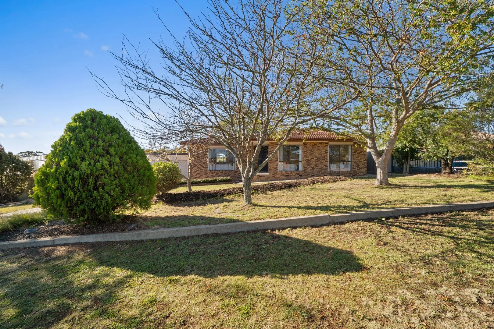 Photo of 3 Macnamara Place, Chisholm ACT 2905