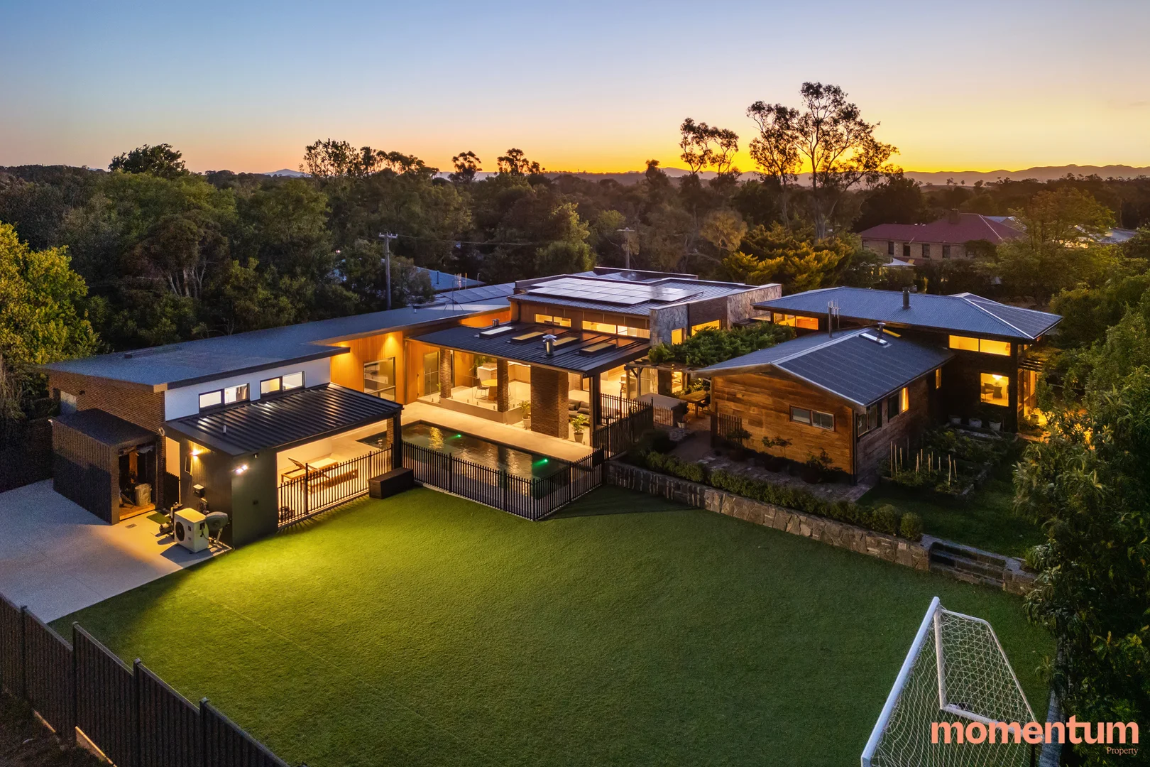 Photo of 6 Palmer Street, Hall ACT 2618