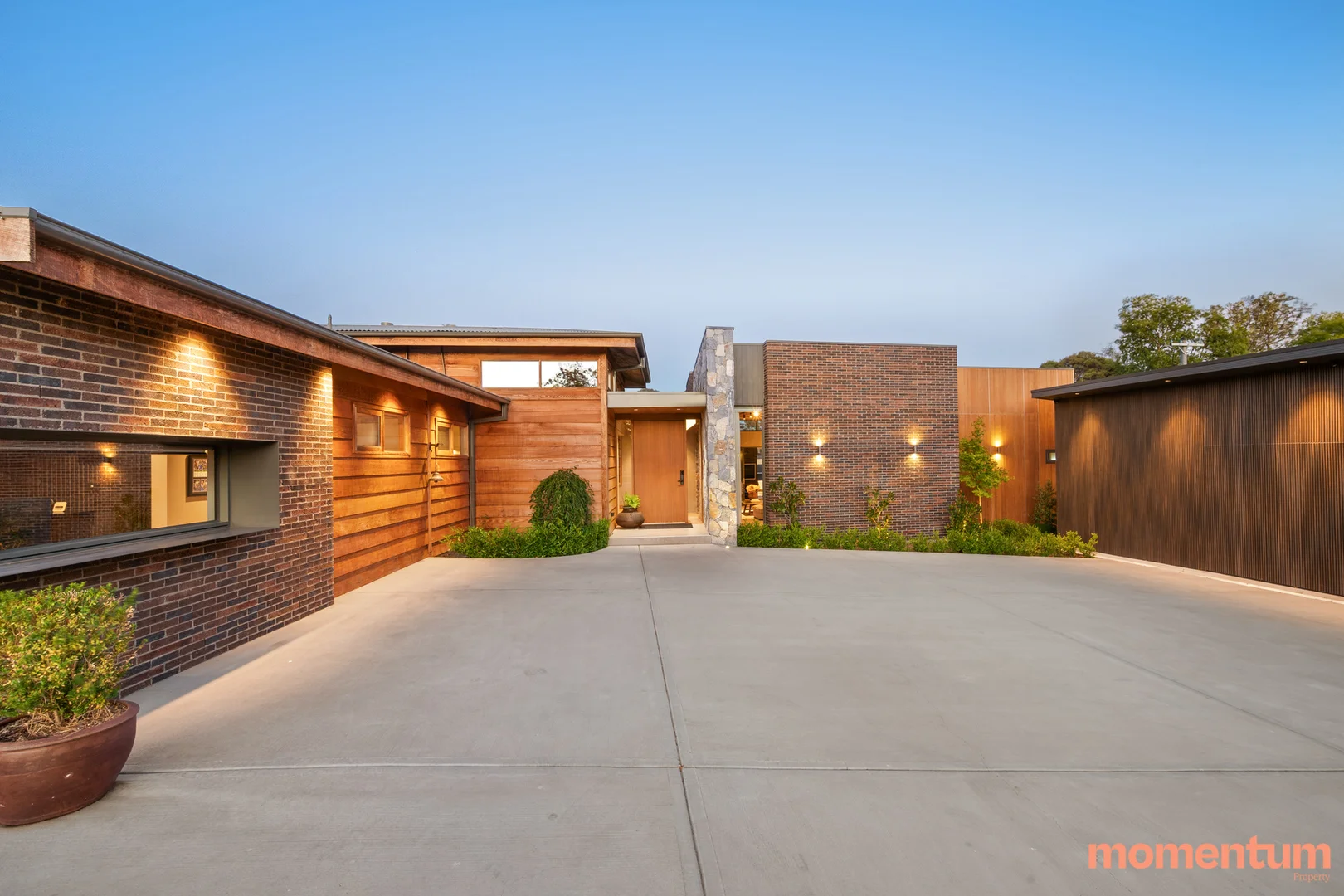 Photo of 6 Palmer Street, Hall ACT 2618