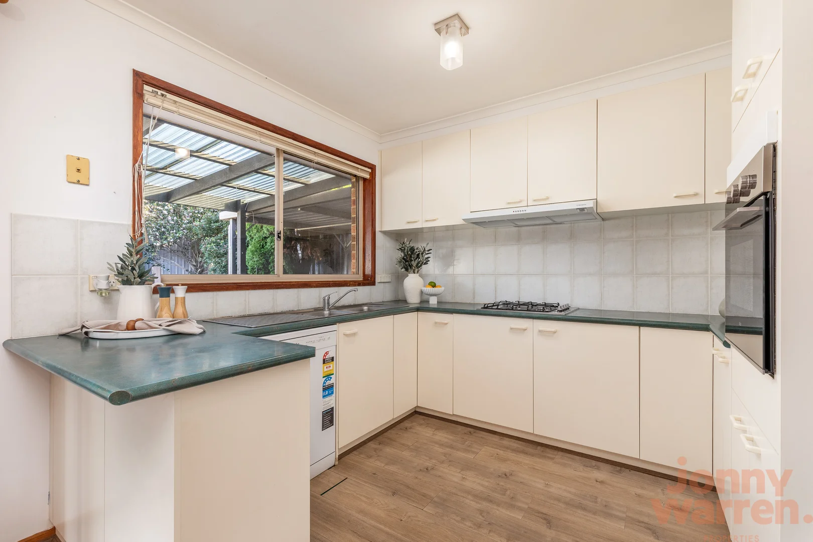 Photo of 8 Kilburn Close, Dunlop ACT 2615