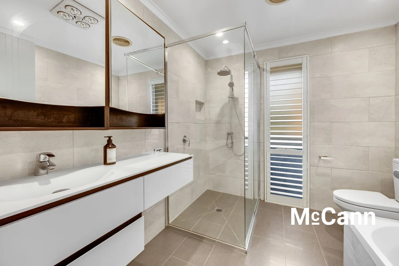 Photo of 73 Sternberg Crescent, Wanniassa ACT 2903