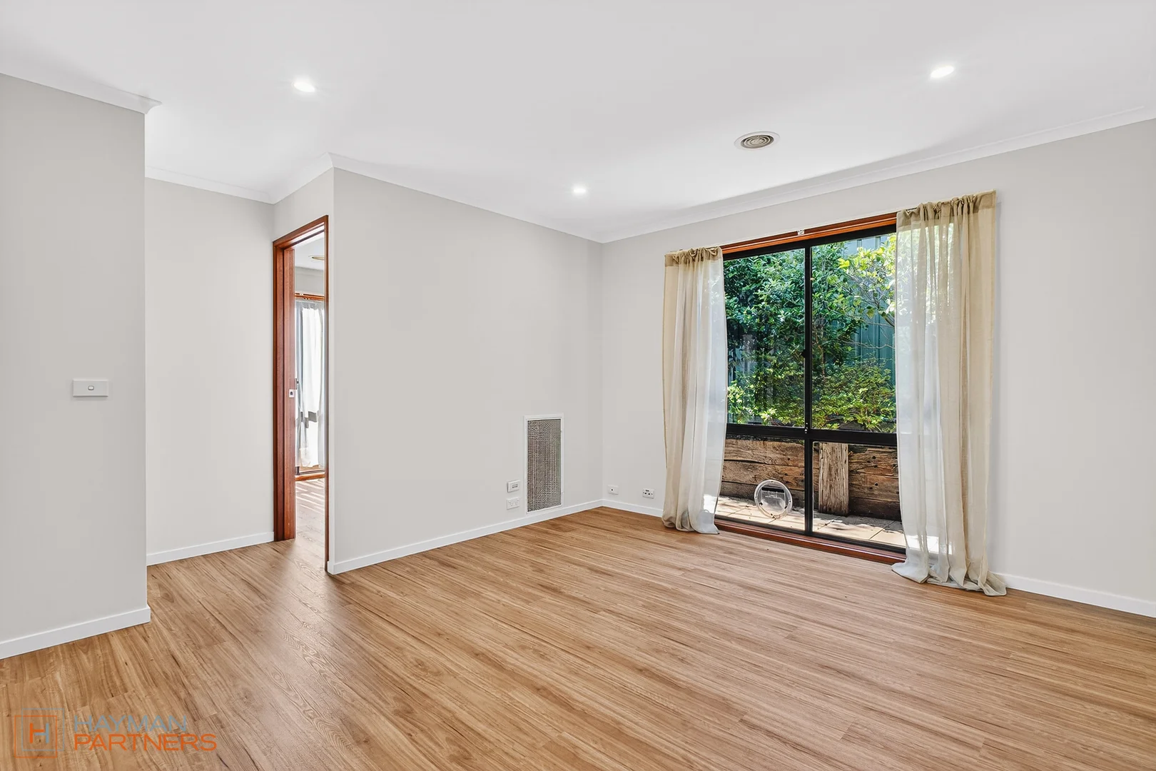 Photo of 19 Andrew Crescent, Calwell ACT 2905