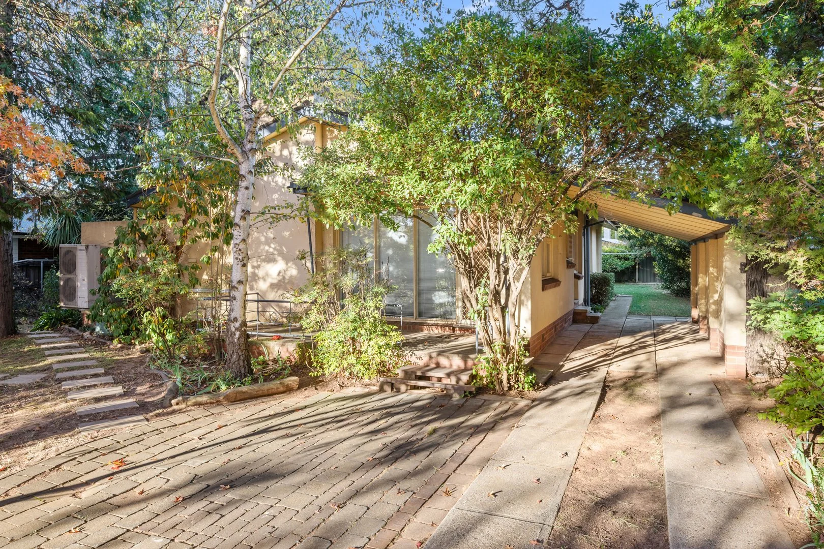 Photo of 27 Blacket Street, Downer ACT 2602