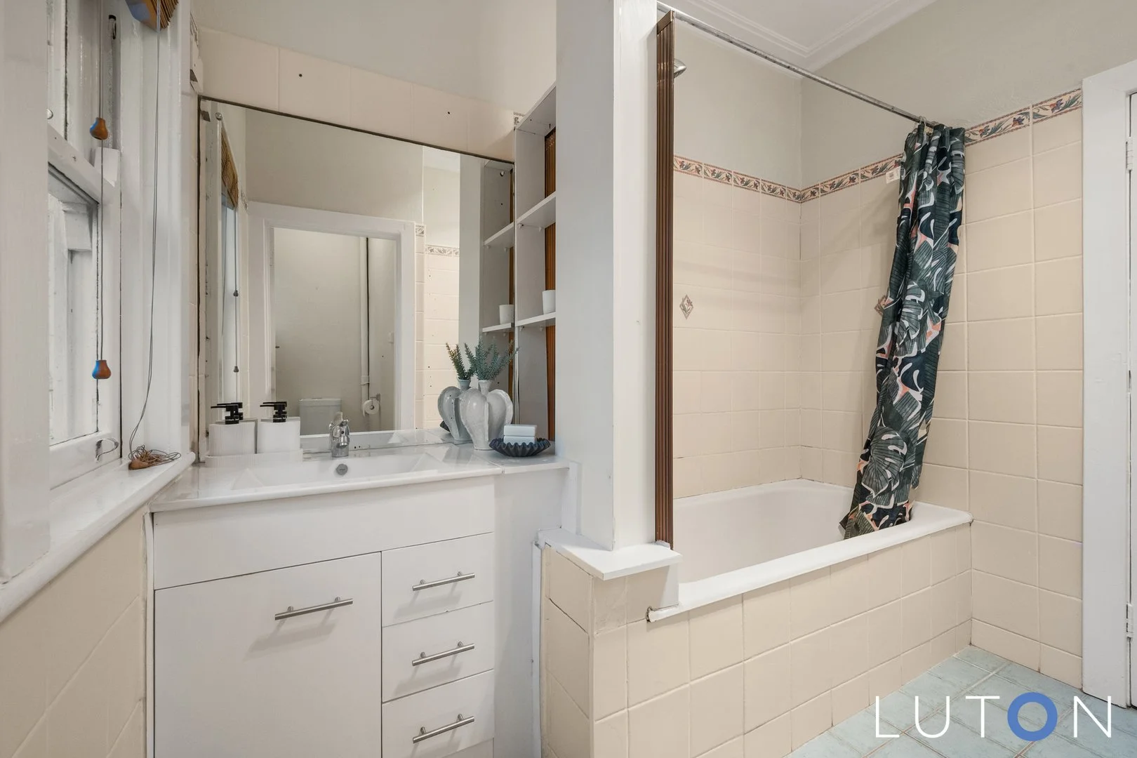 Photo of 32A Coranderrk Street, Reid ACT 2612