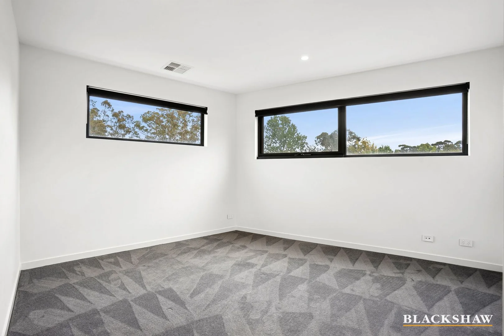 Photo of 1/7 Sabine Close, Garran ACT 2605