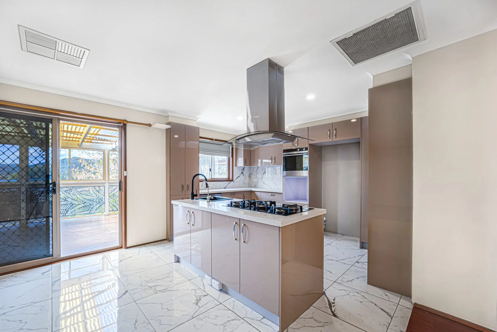 Photo of 8 McGrowdie Place, Gordon ACT 2906