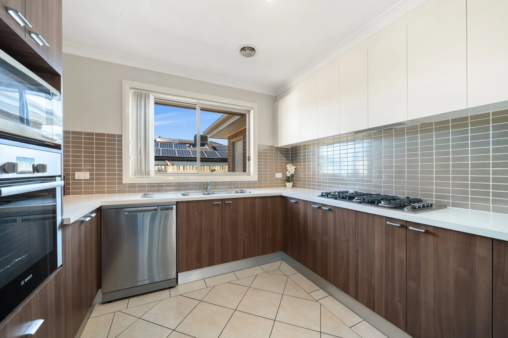 Photo of 21 Simonetti Street, Dunlop ACT 2615