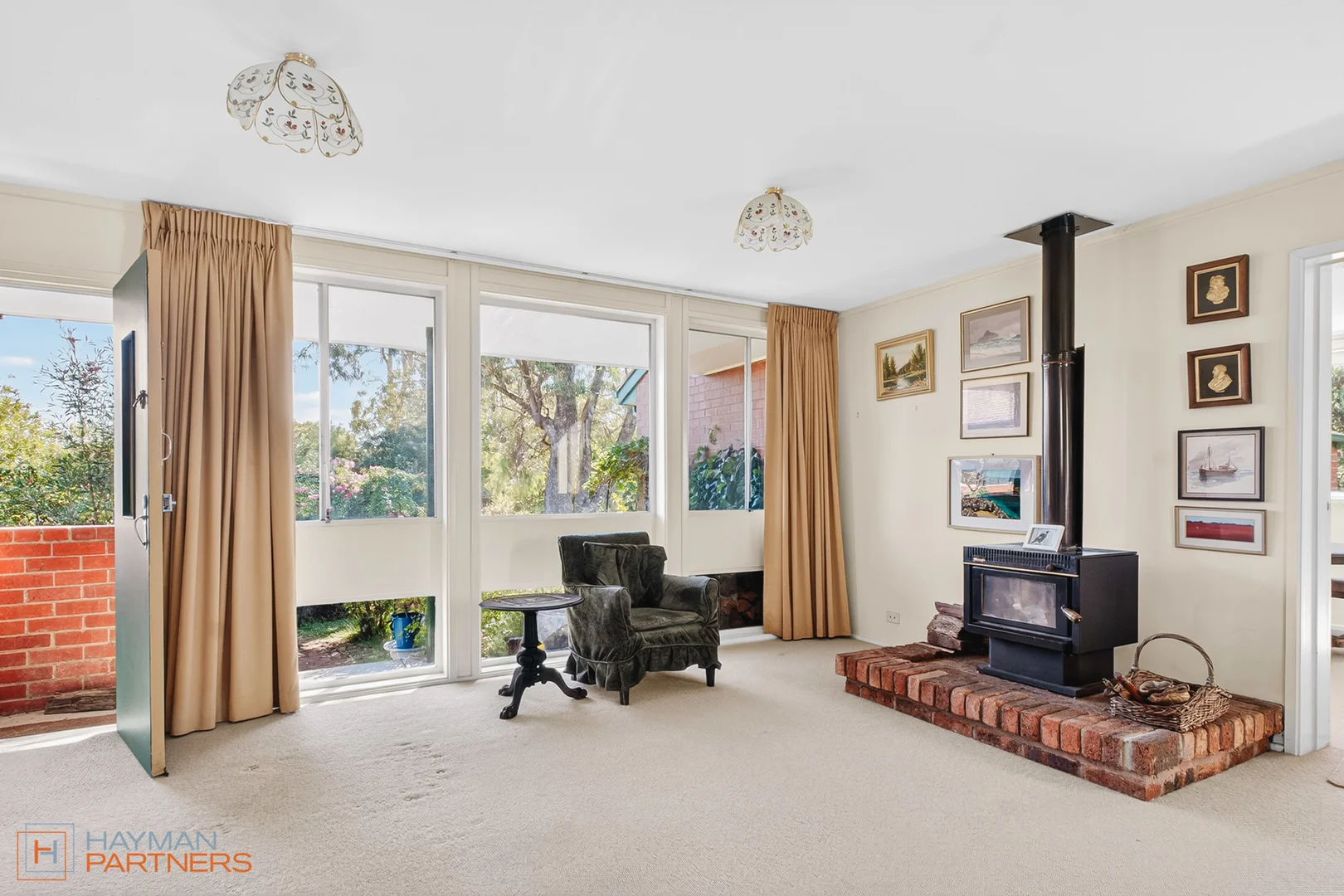 Photo of 30 Clermont Street, Fisher ACT 2611