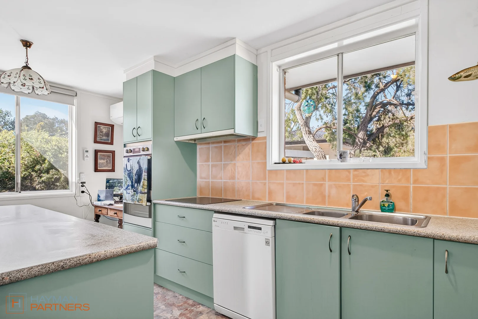 Photo of 30 Clermont Street, Fisher ACT 2611