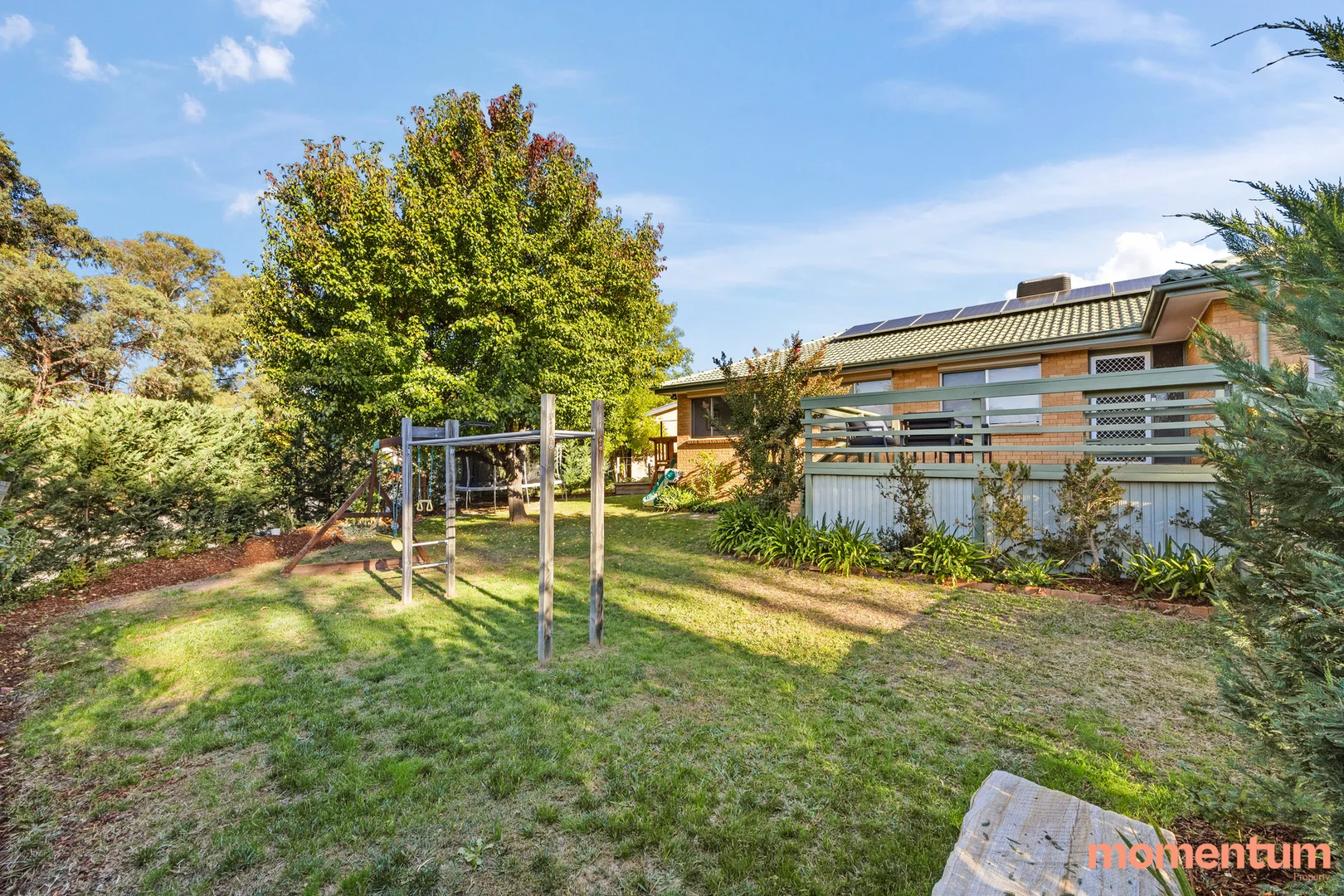 Photo of 2 Carbeen Street, Rivett ACT 2611