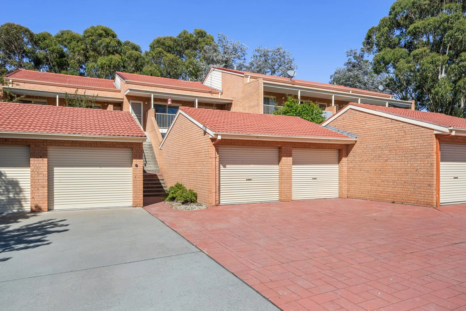 Photo of 60 Byron Court, Phillip ACT 2606