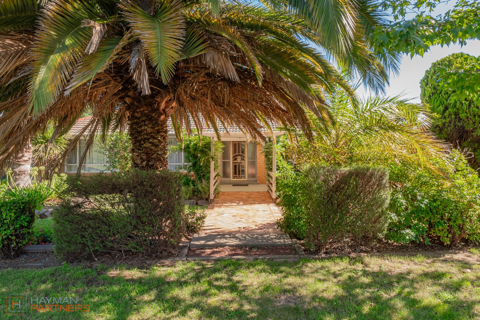 Photo of 34 Threlfall Street, Chifley ACT 2606