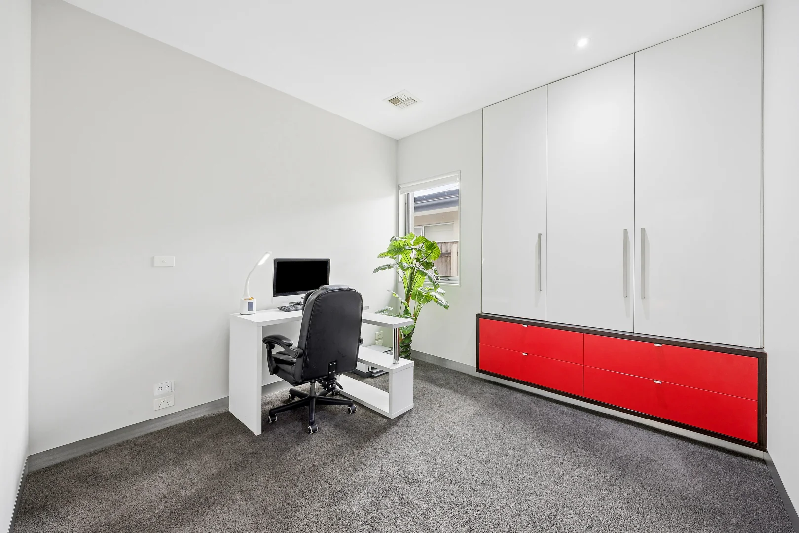 Photo of 6 Gavin Long Street, Franklin ACT 2913