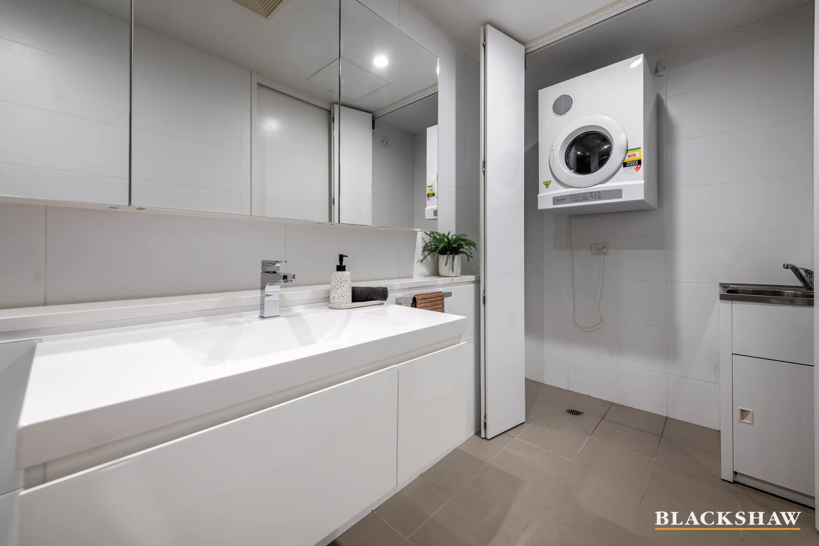 Photo of 204/50 Eastlake Parade, Kingston ACT 2604