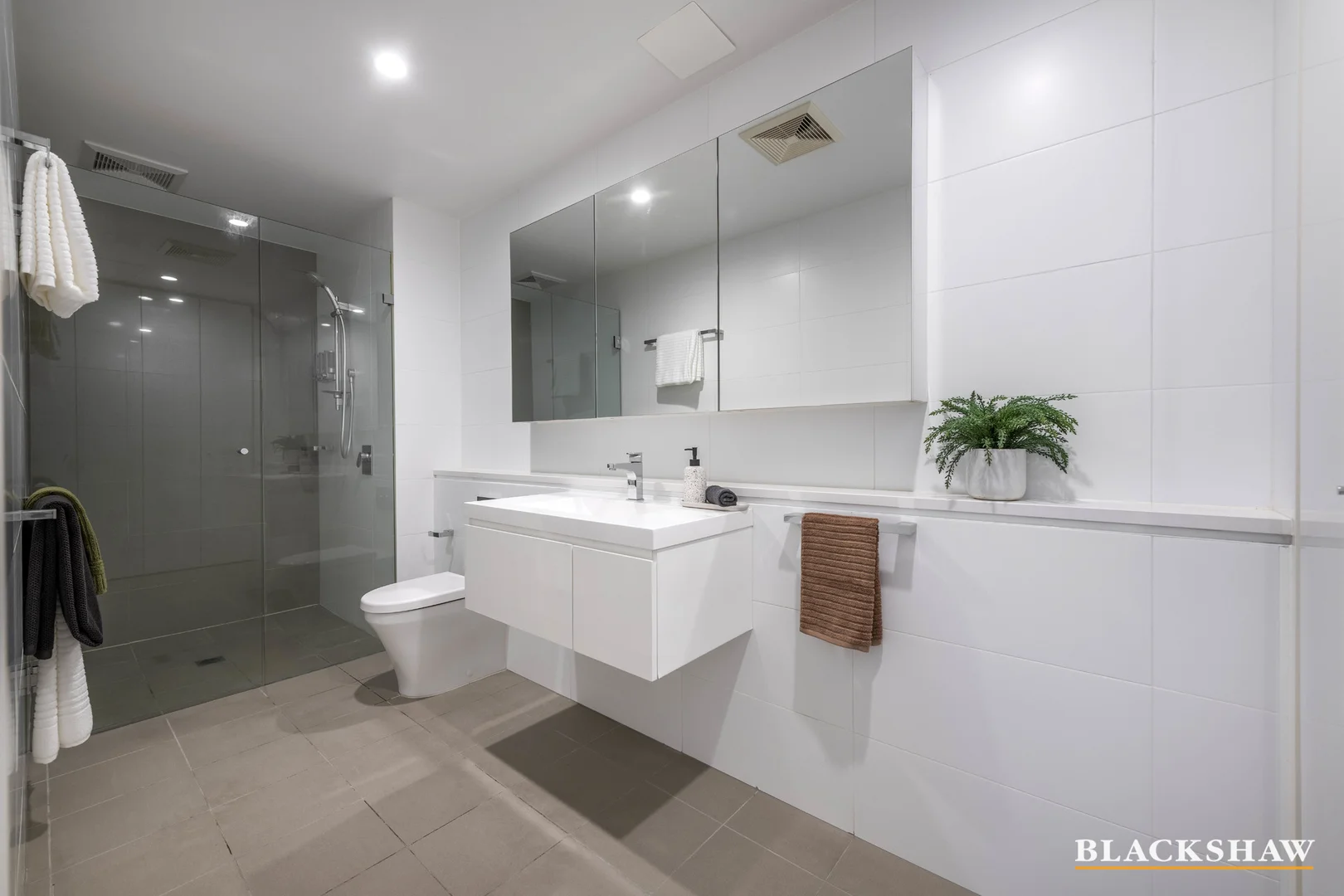 Photo of 204/50 Eastlake Parade, Kingston ACT 2604