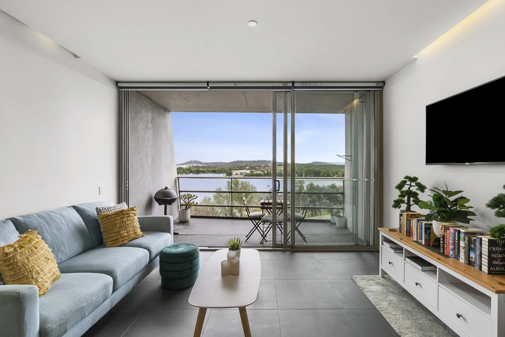 Photo of 611/25 Edinburgh Avenue, City ACT 2601