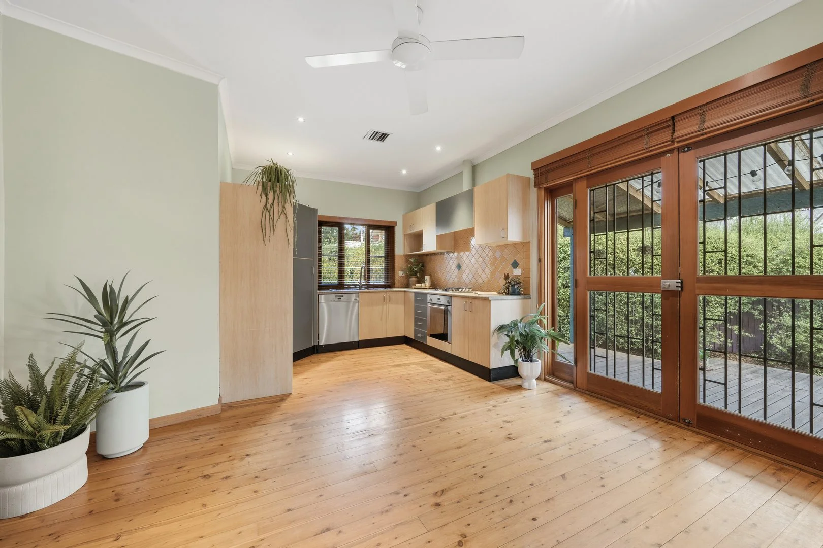 Photo of 2 Finn Street, O'Connor ACT 2602